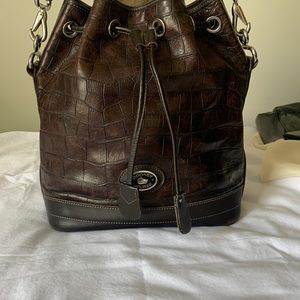 Dooney Burke ladies purse/bucket bag brown leather